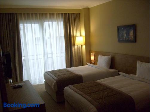 Hotel Almina Park - Duzce - Schlafzimmer