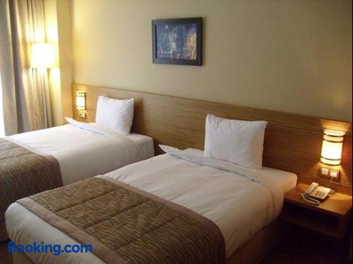 Hotel Almina Park - Duzce - Schlafzimmer