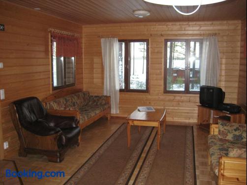 Ruoke Holiday Village - Kesälahti - Wohnzimmer