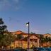 Gebäude