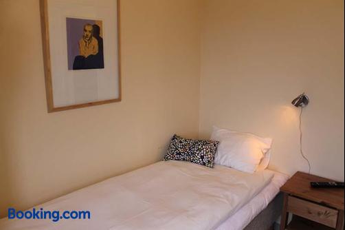 Hotell Lilla Station - Köping - Bett