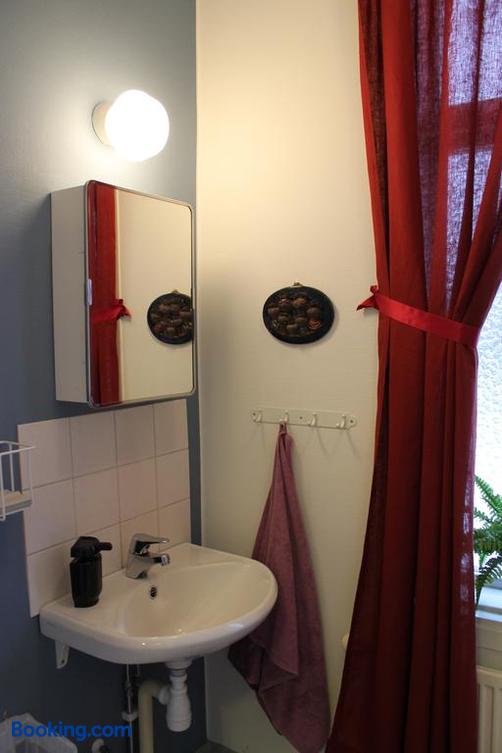 Hotell Lilla Station - Köping - Bad