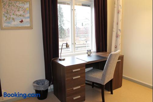 Hotell Lilla Station - Köping - Wohnzimmer