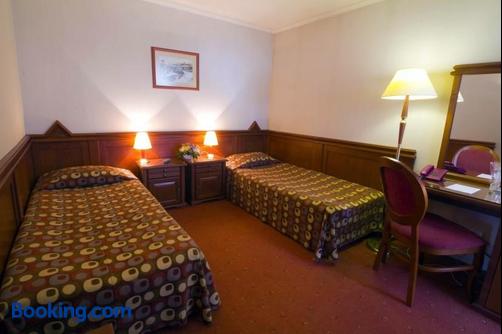 Hotel Central - Weliko Tarnowo