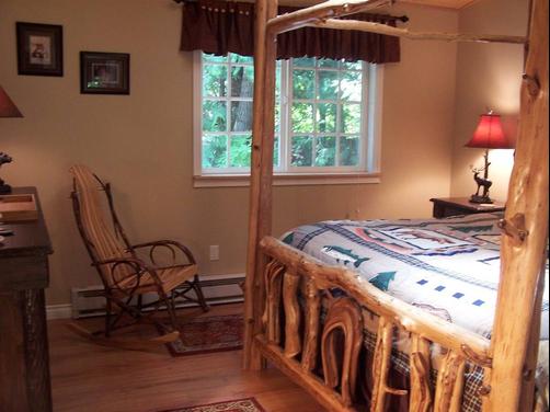 A Hidden Haven & Water Garden Cottages - Port Angeles - Schlafzimmer