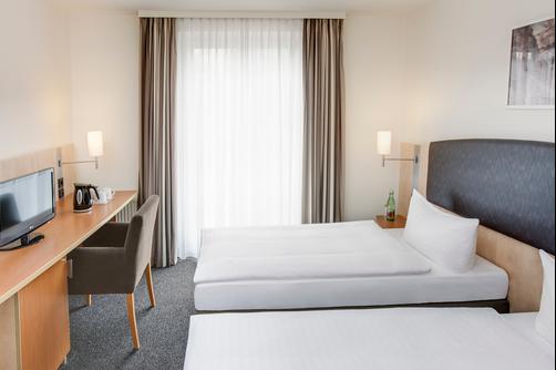 InterCityHotel Wien - Wien - Schlafzimmer