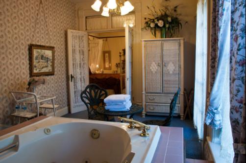 Castle Marne Bed & Breakfast - Denver - King-Schlafzimmer
