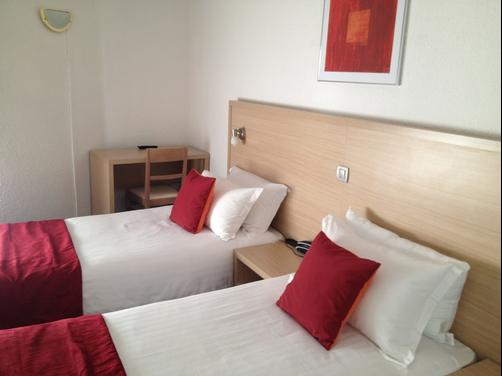 Hotel Teranga - Juan-les-Pins - Schlafzimmer