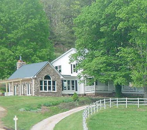 Fincastle Vineyard Bed and Breakfast - Fincastle - Gebäude