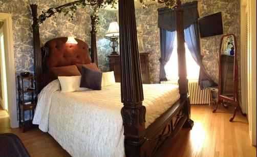 The Patriot House Bed & Breakfast - Annville