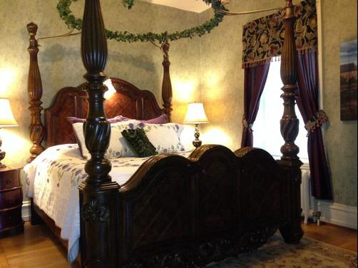 The Patriot House Bed & Breakfast - Annville