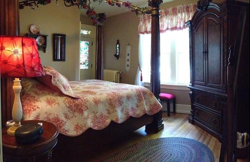 The Patriot House Bed & Breakfast - Annville