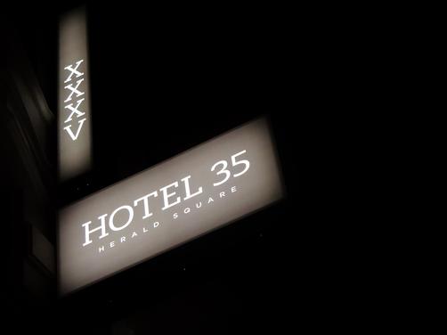 Hotel 35 at Herald Square - New York City - Außenansicht
