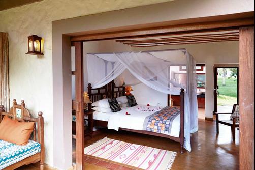 Neptune Palm Beach Boutique Resort & Spa All Inclusive - Ukunda - Schlafzimmer