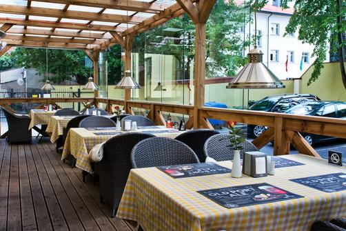 Memel Hotel - Klaipėda - Innenhof