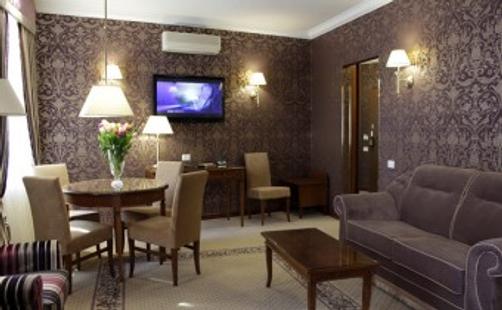 Swiss Hotel - Lemberg