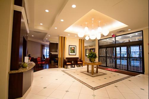 Hilton Garden Inn Saskatoon Downtown - Saskatoon - Lobby