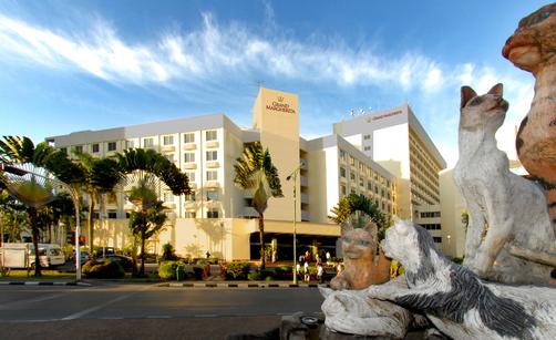 Grand Margherita Hotel - Kuching - Gebäude