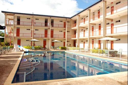 Trans International Hotel - Nadi - Pool