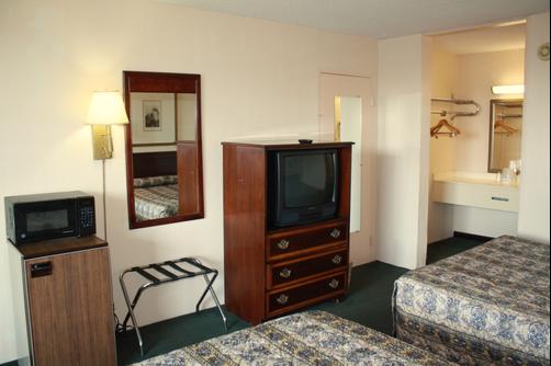 Relax Inn - Monroe - Monroe - Wohnzimmer