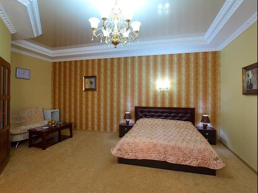 Grand Hotel - Bischkek - Schlafzimmer