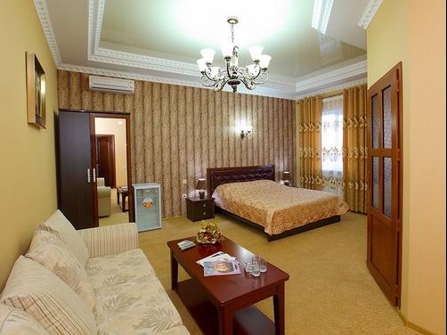 Grand Hotel - Bischkek - Schlafzimmer