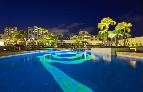 Hilton Waikiki Beach - Honolulu - Pool
