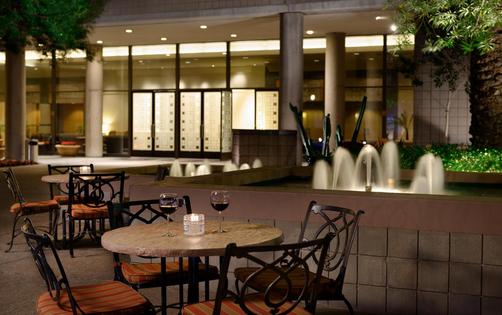 DoubleTree Suites by Hilton Phoenix - Phoenix - Lobby