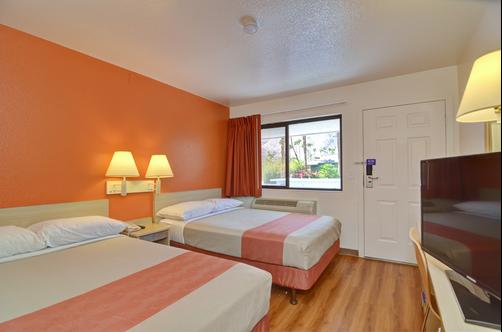 Motel 6 Palm Springs E East Palm Canyon - Palm Springs - Doppelzimmer
