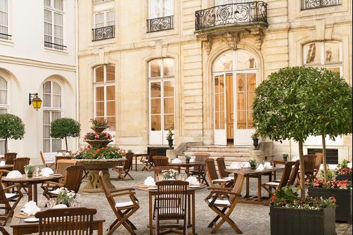 Saint James Albany Paris Hotel Spa - Paris - Innenhof