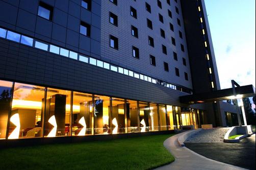 Ramada Plaza Bucharest Convention Center - Bukarest - Gebäude