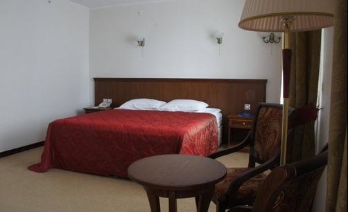 Galereya Hotel - Tambow - Schlafzimmer