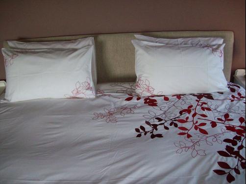 Hottentots Mountain View Guest House - Somerset West - Bett