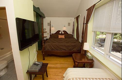 Ray's Bucktown Bed and Breakfast - Chicago - Schlafzimmer