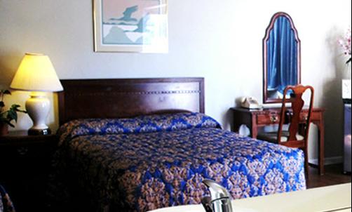 Flagstone Motel - Port Angeles - Bett