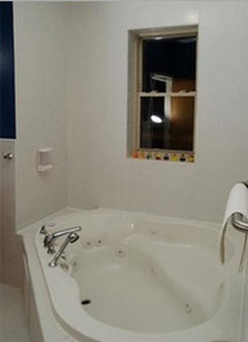 Ashland Arms Guest House - Chicago - Bad