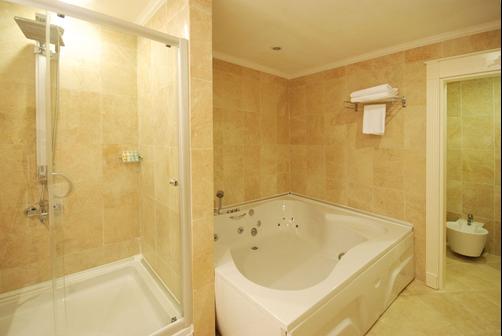 Silverside Hotel Corlu - Çorlu - Bad