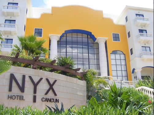 NYX HOTEL CANCUN - Cancún - Gebäude