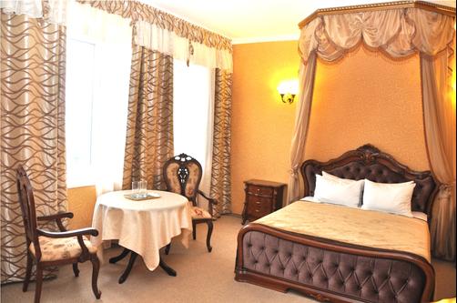 Hotel Feodosiya - Feodosiya - Doppelzimmer