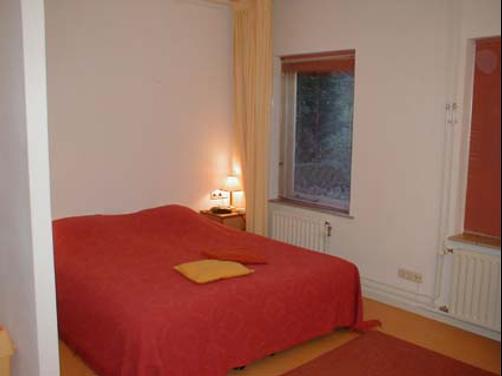 Hotel Pension Bijpost - Driebergen - Bett