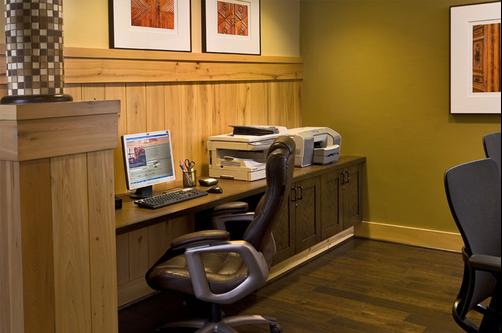 Casa Munras Garden Hotel & Spa - Monterey - Business Center