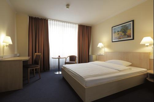 InterCityHotel Frankfurt - Frankfurt am Main - Schlafzimmer