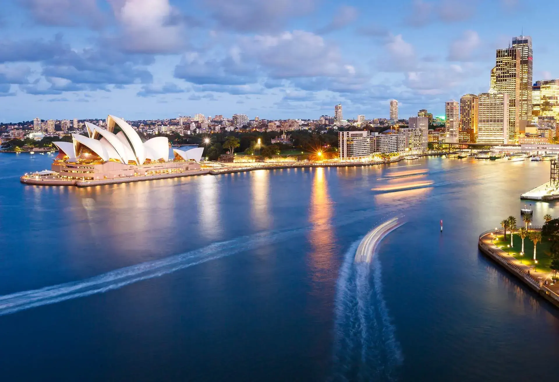 Sydney Circular Quay at dusk