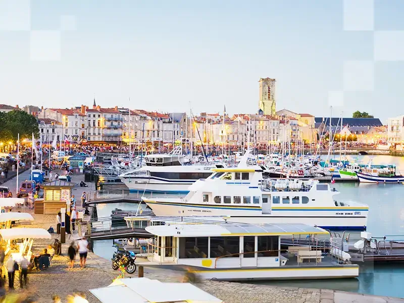 Der malerische Hafen von La Rochelle 