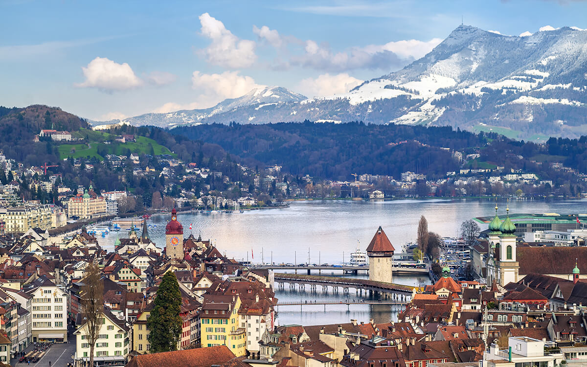 Blick auf Luzern und den Vierwaldstättersee