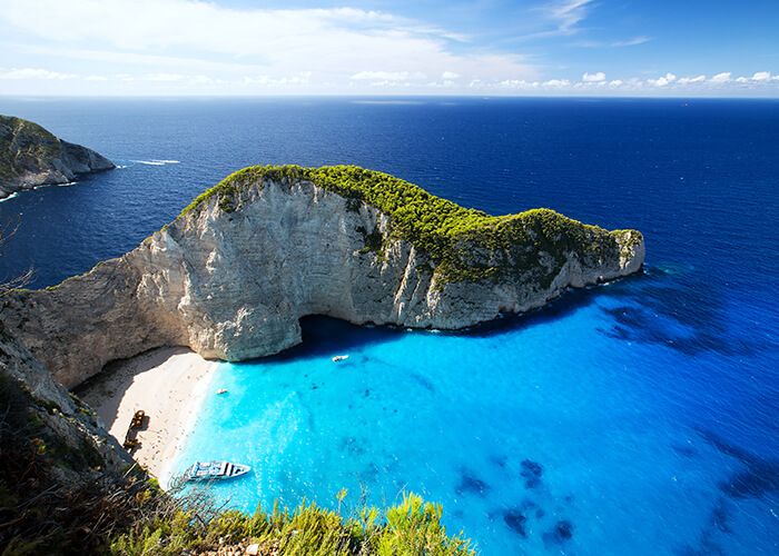 Natalia DeriabinaShutterstock.com | Traumstrand auf Zakynthos, Griechenland