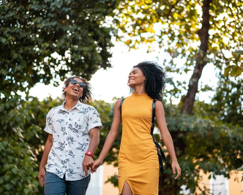 Wie Urlaub als LGBTQ+-Reisende am sichersten ist