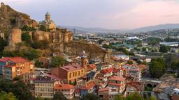 Finde günstige Flüge nach Tiflis