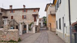 Hotels in San Zeno di Montagna