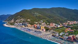 Hotels in Deiva marina